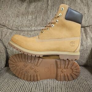 Timberland Women's Wheat Nubuck Boots